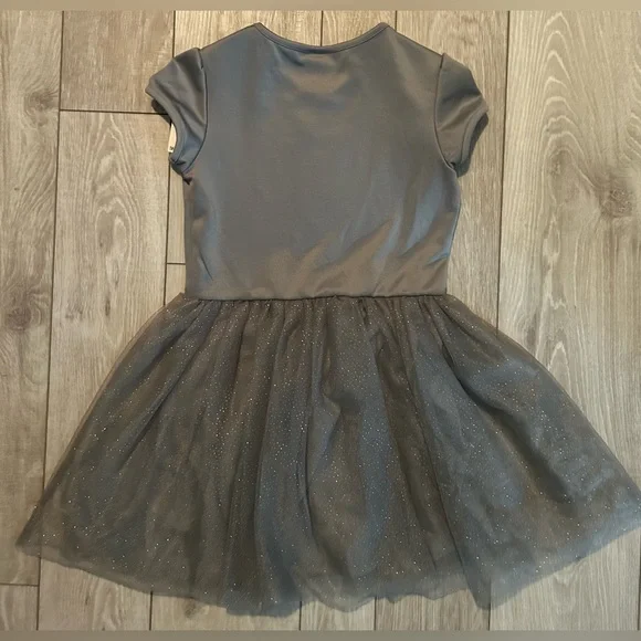 NWT Harry Potter Gryffindor Dress W/Cape Cosplay Costume Size Kids L(10-12) - Picture 5 of 8